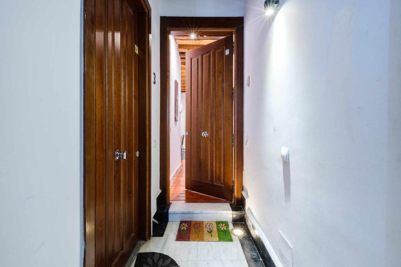Apartamento Con Patio Junto A La Catedral By Toledo Ap Exterior photo
