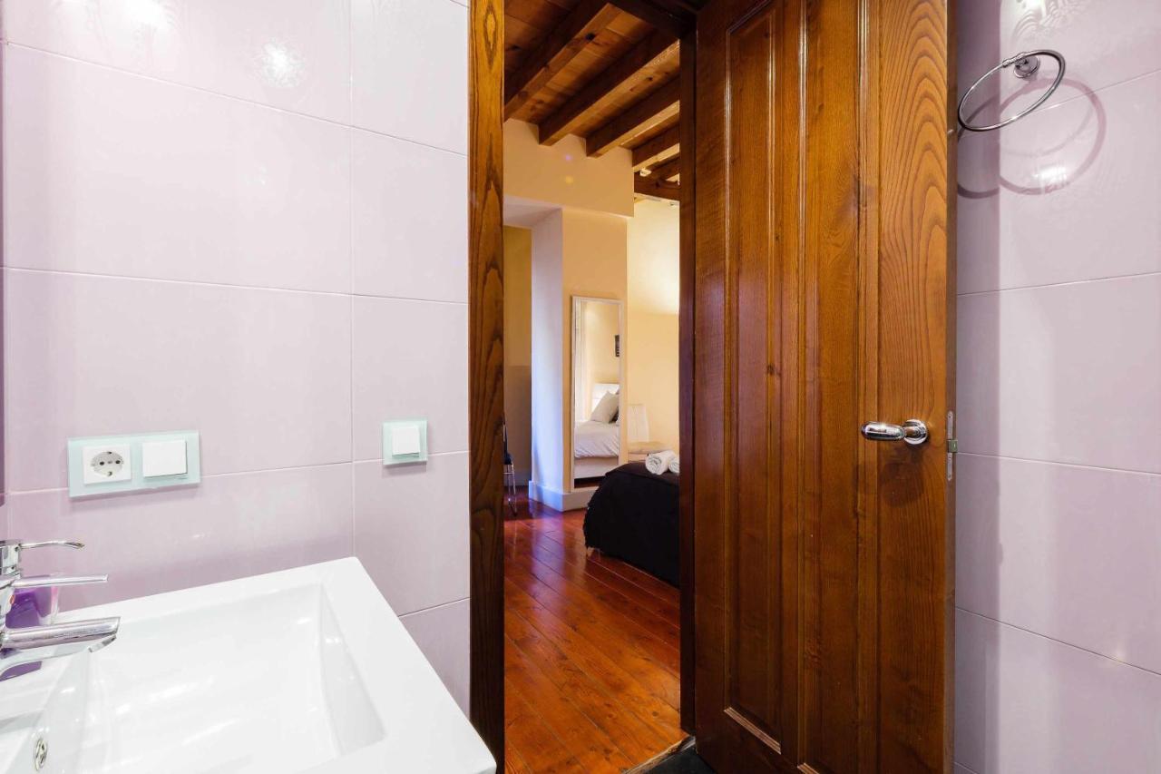 Apartamento Con Patio Junto A La Catedral By Toledo Ap Exterior photo